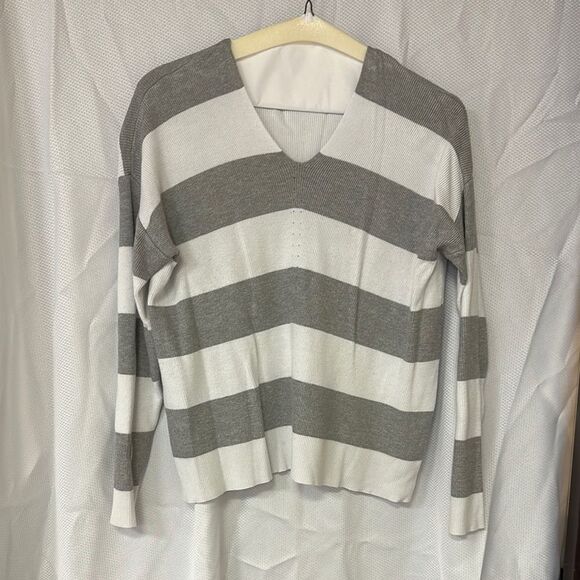 Gray and White V-Neck Striped Sweater - Picture 1 of 3